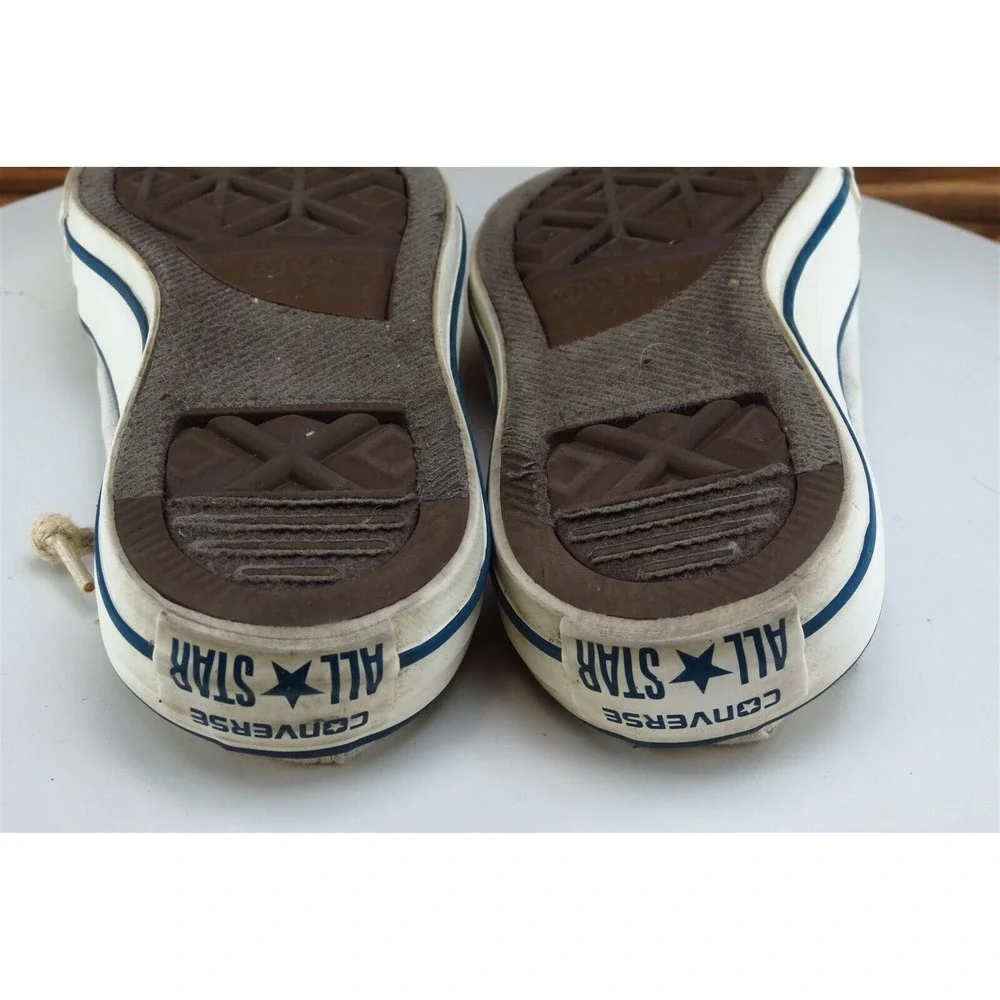 Converse All Stars welcome shoe